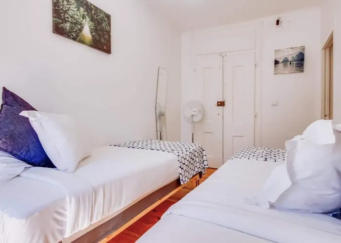 3 Bedroom Apartment In Baixa With River View