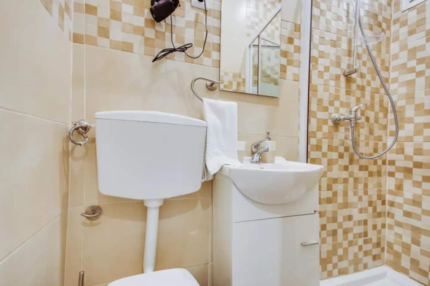 3 Bedroom In Baixa With River View Lisboa