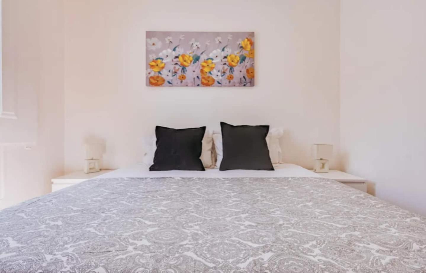3 Bedroom In Baixa With River View Apartamento